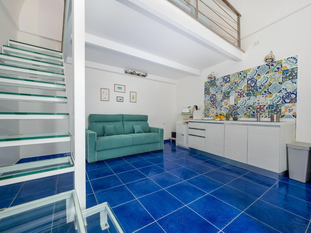 Santoro Suite - De Vivo Realty Sorrento Позитано Екстериор снимка